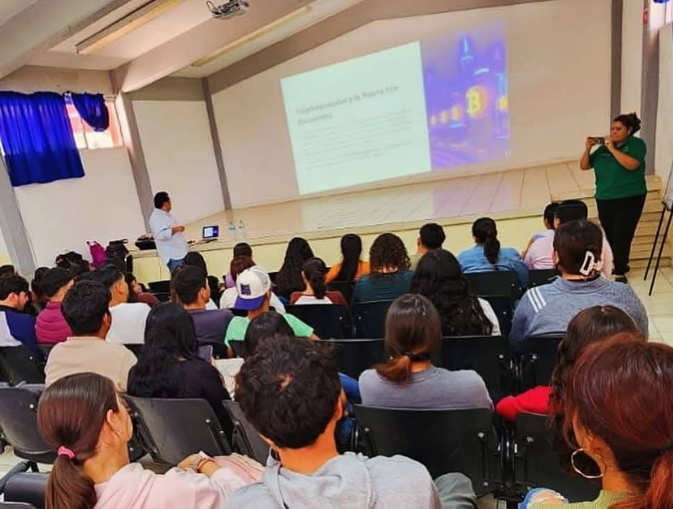 EN Consulting — Formación ejecutiva ante audiencia